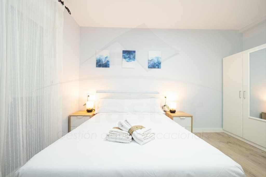 Cruz Victoria Apartment Gijon Bagian luar foto