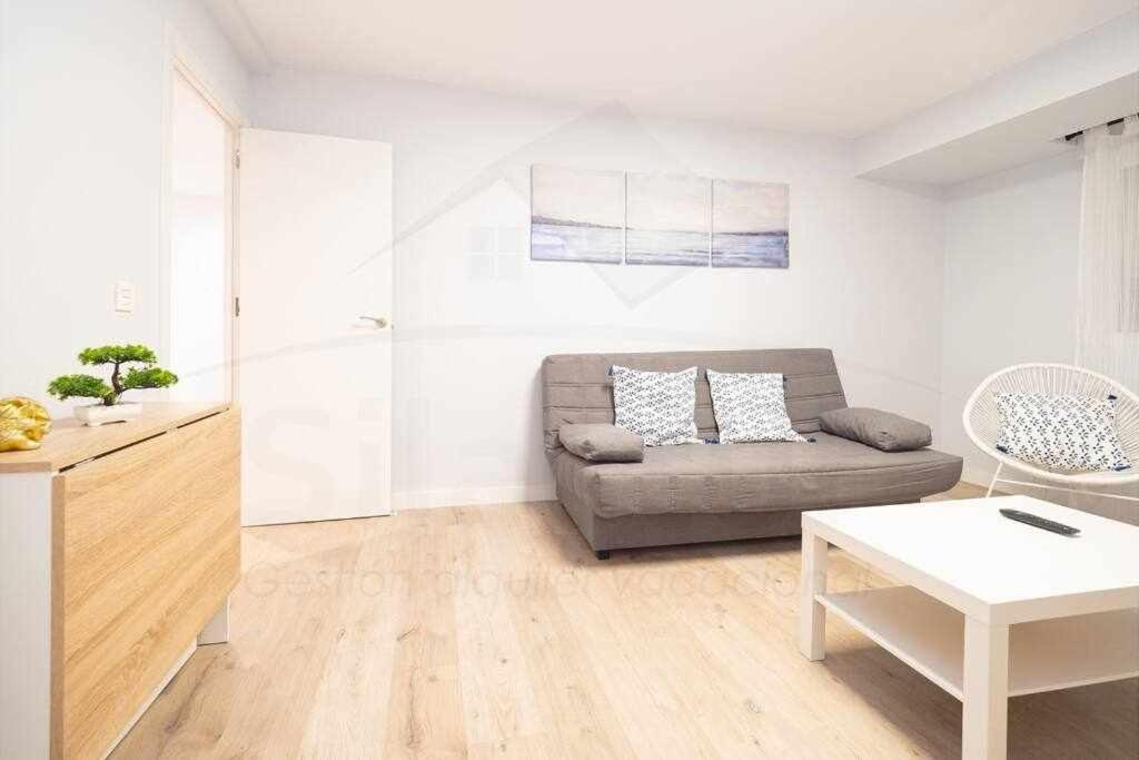 Cruz Victoria Apartment Gijon Bagian luar foto