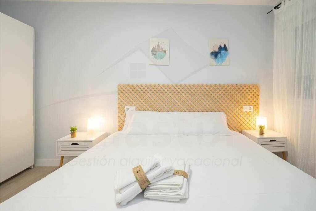 Cruz Victoria Apartment Gijon Bagian luar foto